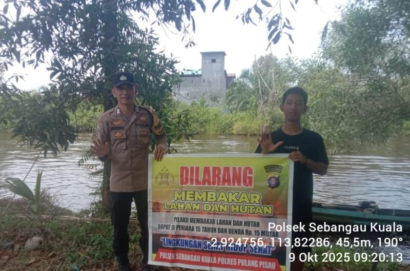 Polsek Sebangau Kuala Mensosialisasikan Himbauan Melarang Membakar Hutan atau lahan kepada Masyarakat.