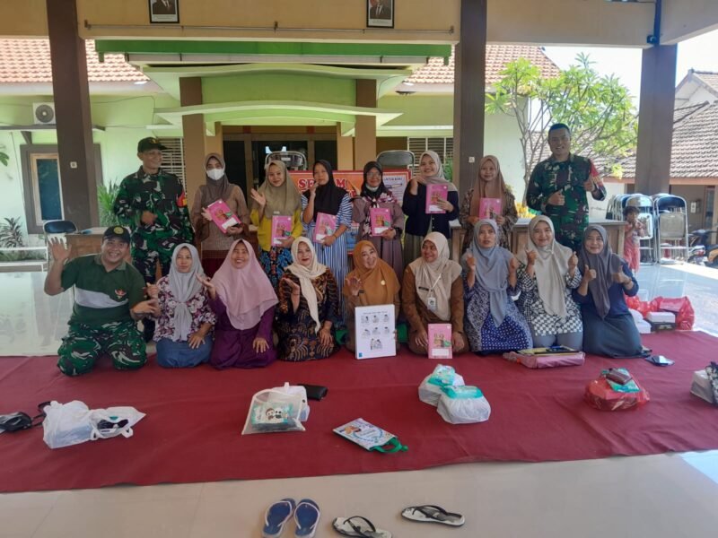 Satgas TNI Manunggal Membangun Desa (TMMD) ke-126 Kodim 0816/Sidoarjo menggelar kegiatan Sosialisasi Stunting, Posyandu,