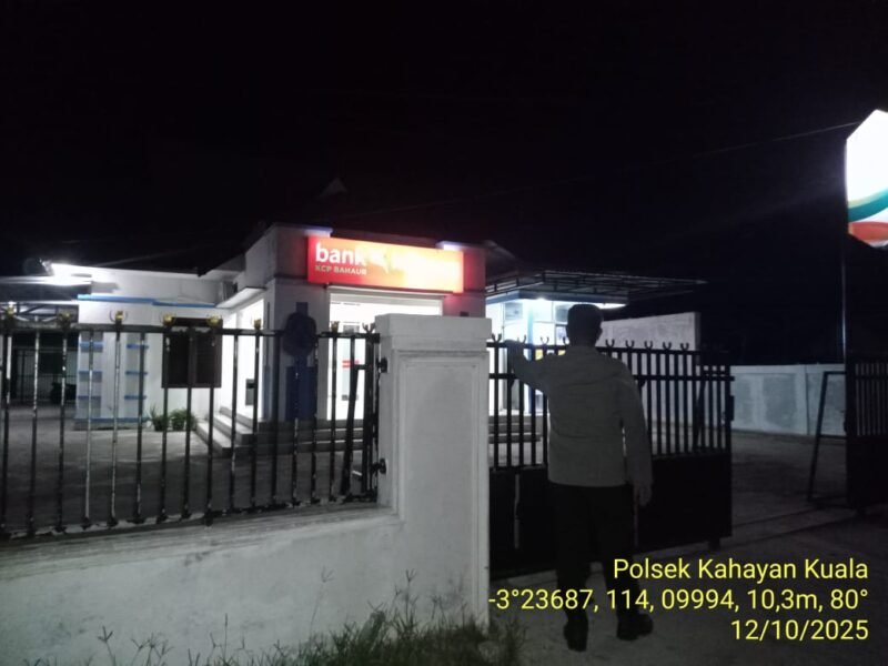 Rutinitas Personil Polsek Kahayan Kuala melaksanakan kegiatan Patroli Kamtibmas pada malam hari guna cegah terjadinya bahaya tindak kejahatan, Kali ini dengan sasaran Objek Vital dan fasilitas Umum juga daerah rawan Kejahatan, guna cipta Sitkamtibmas yang aman terkendali.
