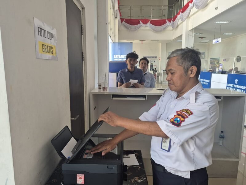 Fotokopi Gratis hingga Pelayanan Prima bagi Pemohon SIM