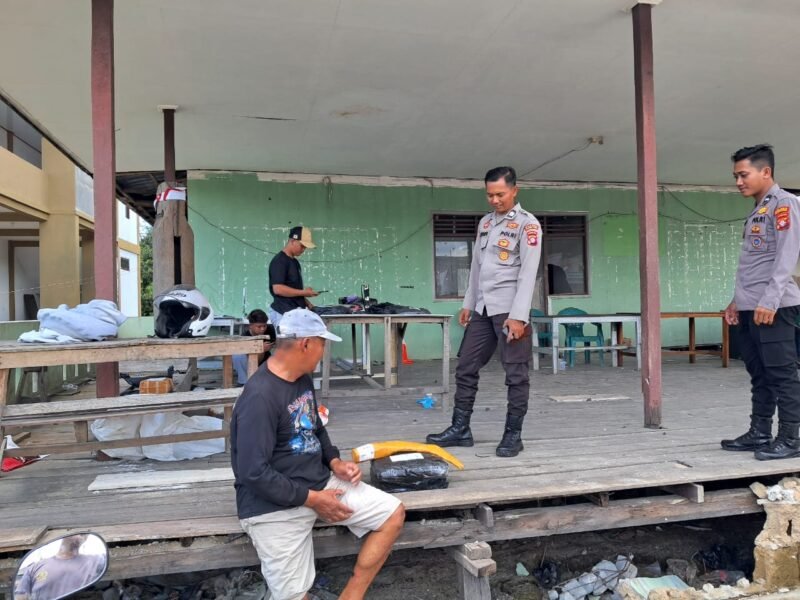 PERSONEL SATBINMAS POLRES PULANG PISAU SAMPAIKAN HIMBAUAN CEGAH PREMANISME DI TENGAH MASYARAKAT