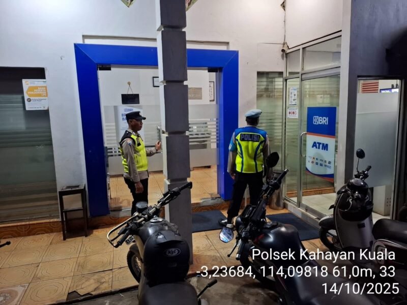 Rutinitas Personil Polsek Kahayan Kuala melaksanakan kegiatan Patroli Kamtibmas pada malam hari guna cegah terjadinya bahaya tindak kejahatan, Kali ini dengan sasaran Objek Vital dan fasilitas Umum juga daerah rawan Kejahatan, guna cipta Sitkamtibmas yang aman terkendali.