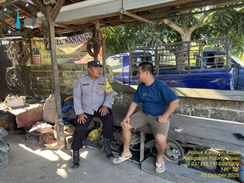 Polsek Kahayan Kuala lakukan sosialisasi kepada warga terkait Tindak Pidana Perdagangan Orang.