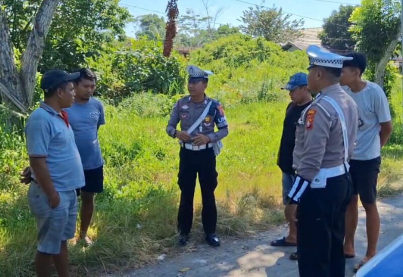 Tak Hanya Menindak, Polantas Pulpis Kini Menyapa dengan Edukasi Ramah Warga