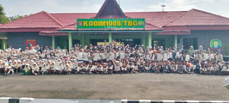 SD Islam Terpadu An Nahl Tabalong Laksanakan Kunjungan Edukatif ke Kodim 1008/Tabalong