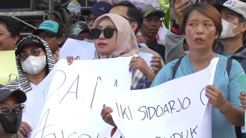 Ingkar janji Perumaan Regency, Tambakoso Warga Gelar Aksi Demo