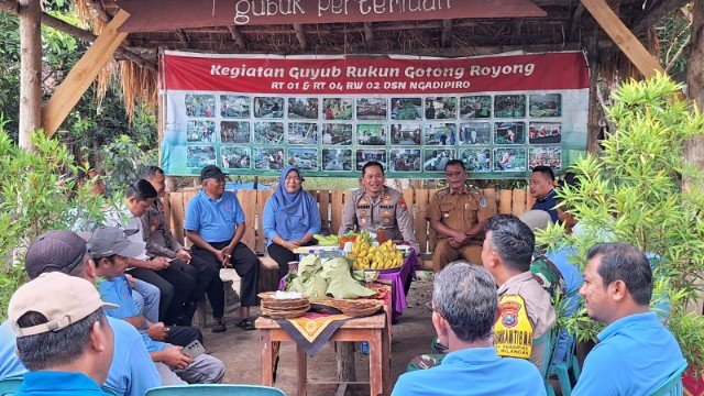 Polres Nganjuk Bersama Forkopimcam Wilangan Gelar Kamtibmas di Desa Ngadipiro Foto/istimewah 