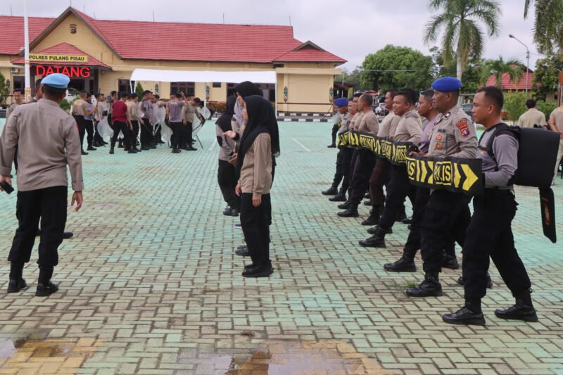 Gelar Latihan Sispamkota, Polres Pulang Pisau Siapkan Pasukan Anti Huru Hara