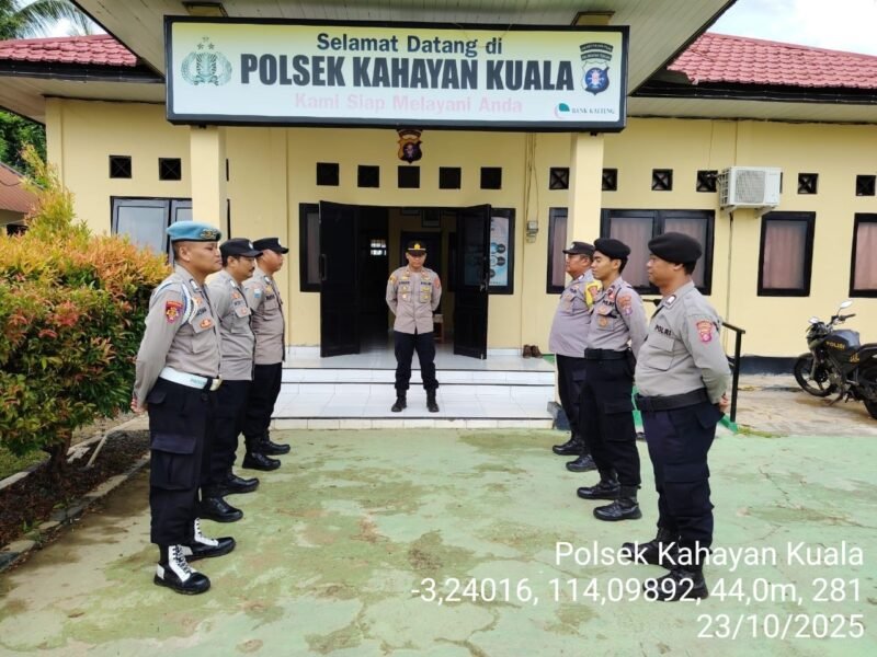 Rutinitas Personil polsek Kahayan kuala melaksanakan serah terima piket penjagaan mako polsek Kahayan kuala