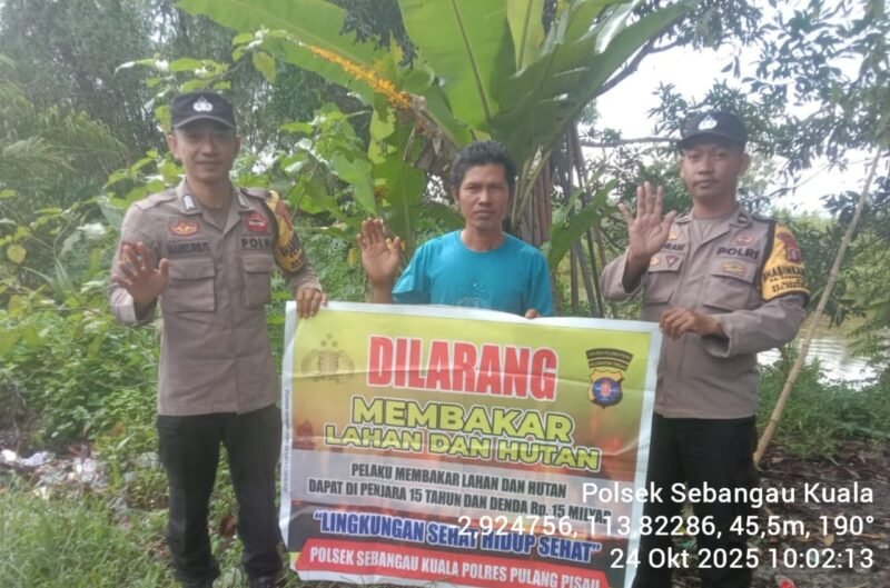 Polsek Sebangau Kuala Mensosialisasikan Himbauan Melarang Membakar Hutan atau lahan kepada Masyarakat.