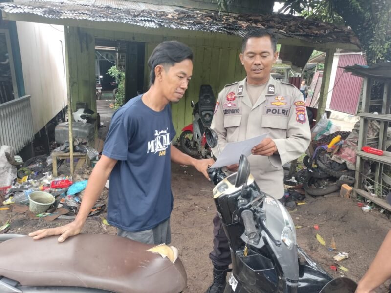 PERSONEL SATBINMAS POLRES PULANG PISAU SAMPAIKAN HIMBAUAN CEGAH PREMANISME DI TENGAH MASYARAKAT