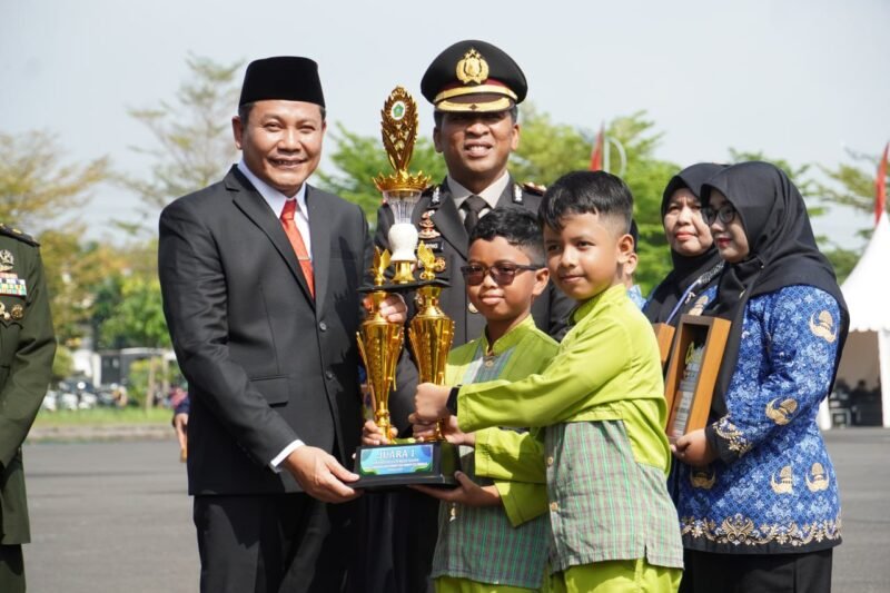 Bupati Sidoarjo Gelorakan Kembali Semangat Perjuangan di Hari Sumpah Pemuda (foto/istimewah/bupasti sifoarjo/sumpah pemuda)