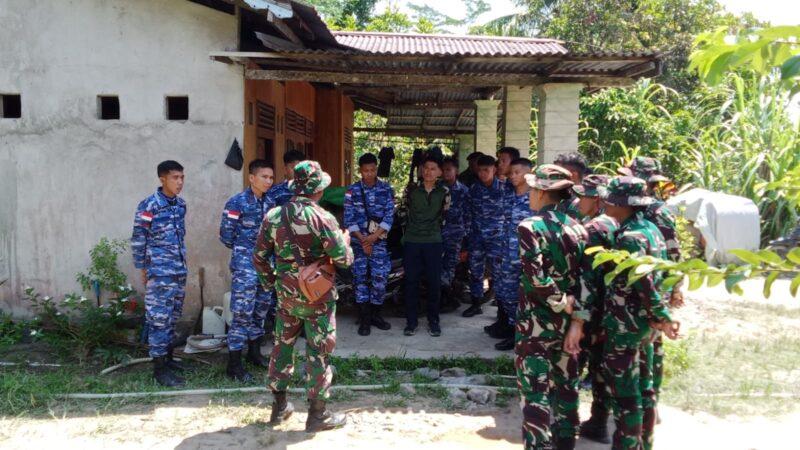 Bentuk kedekatan Dengan Anggota, Dan SSK TMMD ke-126 Kodim 1208/Sambas Berikan Brifing