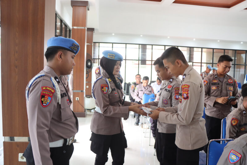 Pastikan Disiplin Personel, Tim Bidpropam Polda Kalteng Sambangi Polres Pulang Pisau