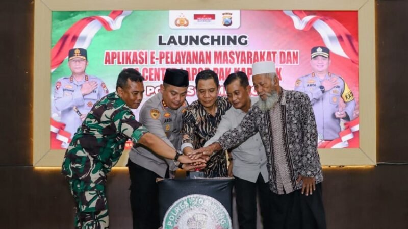 Polres Jombang Launching Aplikasi E-Pelayanan Masyarakat dan WhatsApp Center Lapor Pak Kapolsek (foto/istimewah/darksalmon-herring-325340.hostingersite.com)