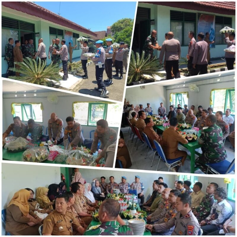 Sinergitas Tiga Pilar, Polsek dan Kecamatan Beri Kejutan HUT ke-80 TNI di Koramil Haruai-Bintang Ara-Upau