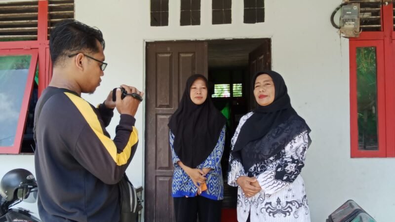 Perwakilan Guru SDN 11 Kota Lama Sampaikan Terima Kasih kepada Satgas TMMD Ke-126 Kodim 1208/Sambas