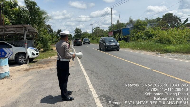 Satlantas Polres Pulang Pisau Ajak Masyarakat Disiplin Berlalu Lintas Lewat Kegiatan Penling