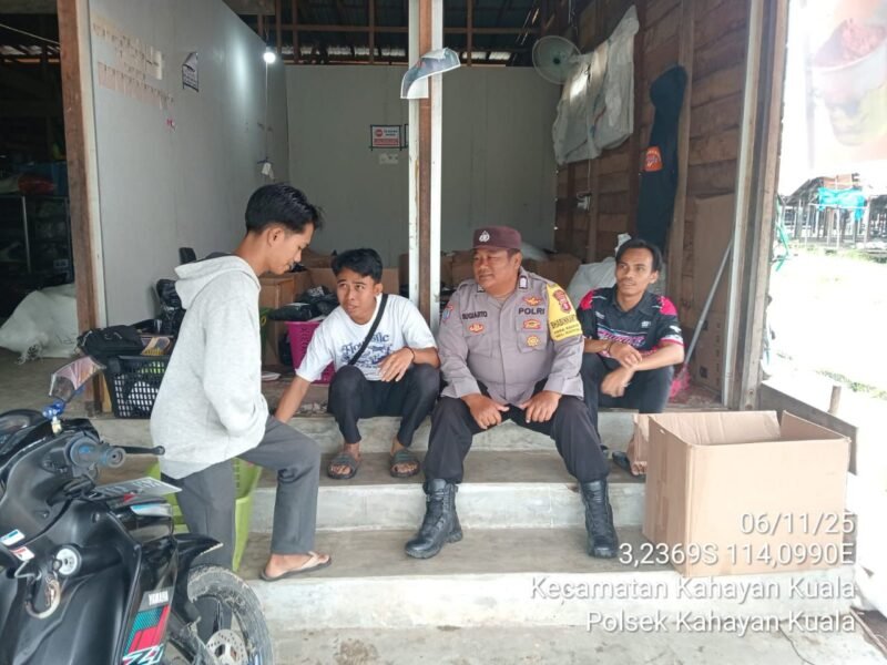 Personil Polsek Kahayan Kuala secara masif lakukan giat himbauan Stop dan Larangan bermain Judi Online