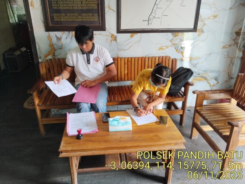 Sosialisasi Standar Pelayanan Publik (SKCK) untuk Warga Masyarakat Kecamatan Pandih Batu