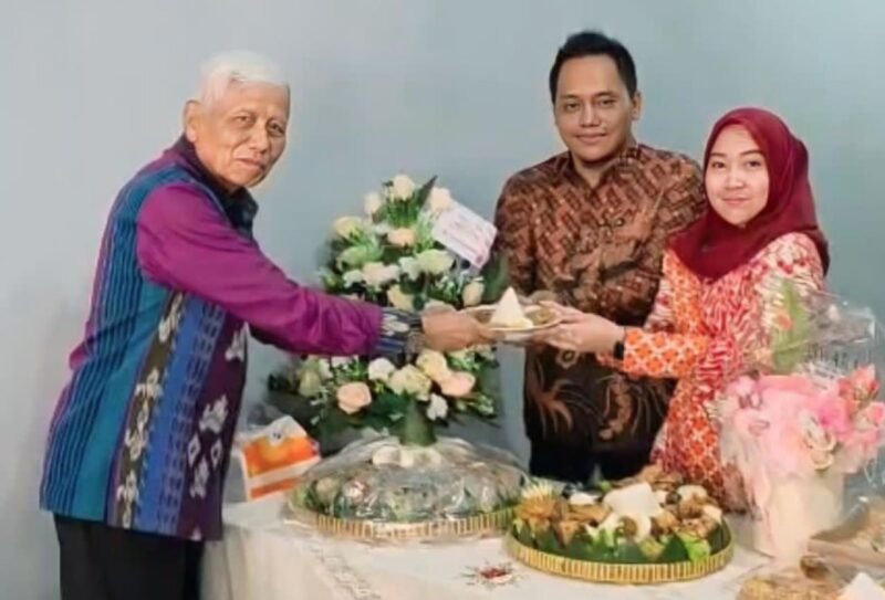 TargetNews.ID/TotokPerluas Layanan Hukum bagi Masyarakat Iswara Law Firm, Buka Kantor ke 2 (foto) TargetNews.ID/totok
