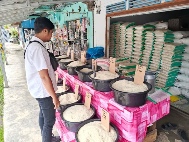 Harga Beras Stabil, Satgas Pangan Polres Pulpis Terus Lakukan Monitoring