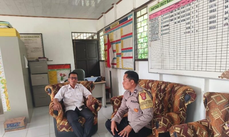 Polsek Maliku Sambangi Masyarakat dengan Beri Imbauan