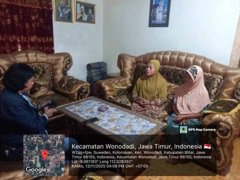 TargetNews.ID/Redaksi
Menyikapi pemberitaan berjudul “Diduga Halangi Hak Hukum Nasabah, Kepala Unit BRI Kunir Terancam Somasi”, BRI Kantor Cabang Blitar memberikan penjelasan bahwa persoalan tersebut telah dibicarakan secara baik dan terbuka bersama nasabah (foto)
TargetNews.ID/Redaksi