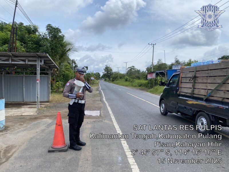 Personel Satlantas Polres Pulang Pisau Laksanakan Kegiatan Penling untuk Himbau Masyarakat