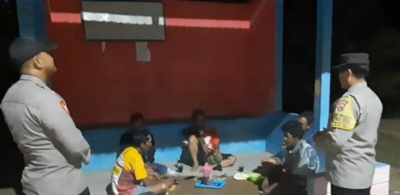 Perkuat Kemitraan dengan Warga, Polsek Maliku Gencarkan Sambang Kamtibmas untuk Cegah Gangguan Keamanan
