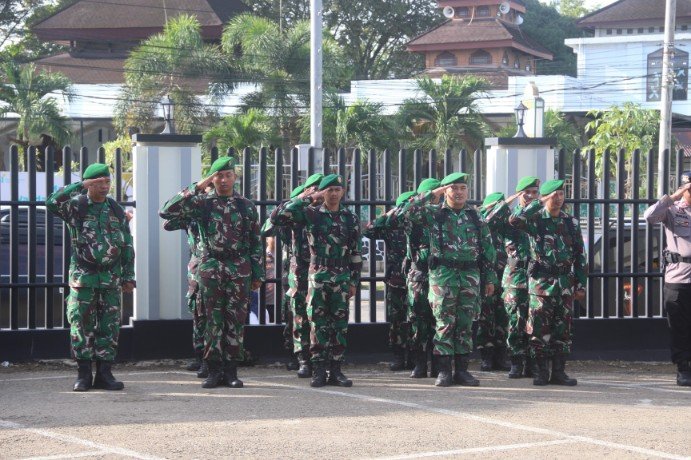 Sinergi TNI–Polri, di Apel Operasi Zebra Intan 2025 Tabalong