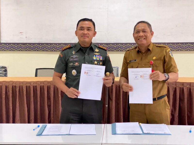 Dandim 1009/Tanah Laut Tandatangani Kerjasama Pengerjaan Optimalisasi Lahan Tahap II Tahun 2025