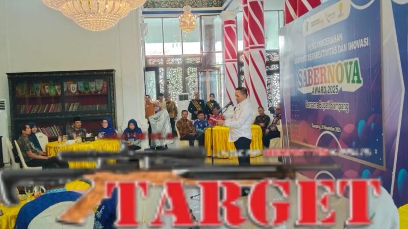 Foto: Bupati sampang Slamet Junaidi