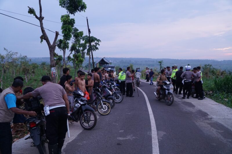TargetNews.ID/Foto/Polres Tuban Amankan 21 Remaja Pelaku Balap Liar
