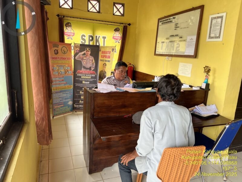 Sosialisasi Standar Pelayanan Publik (SKCK) untuk Warga Masyarakat Kecamatan Kahayan Kuala