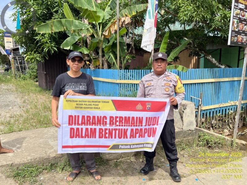 Personil Polsek Kahayan Kuala secara masif lakukan giat himbauan Stop dan Larangan bermain Judi Online