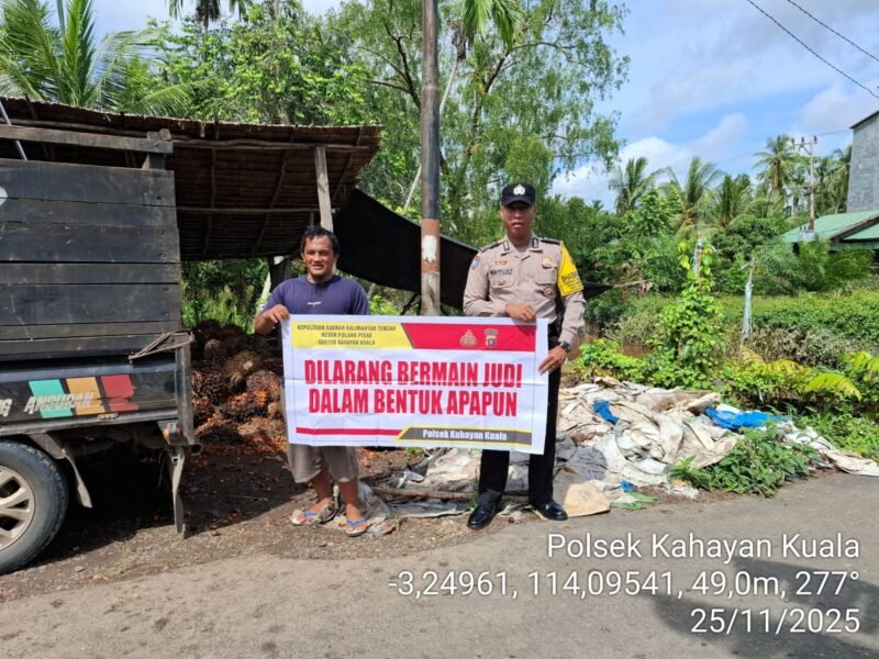 Personil Polsek Kahayan Kuala secara masif lakukan giat himbauan Stop dan Larangan bermain Judi Online.
