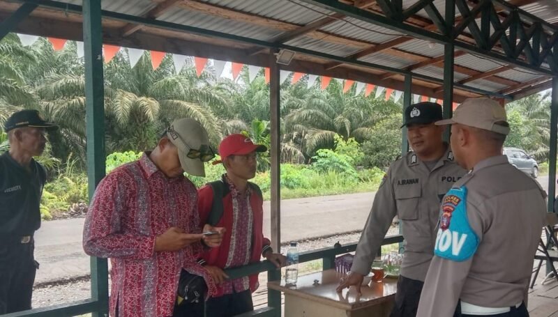 Personel Polsek Maliku Sosialisasi Kepada Masyarakat Kecamatan Maliku