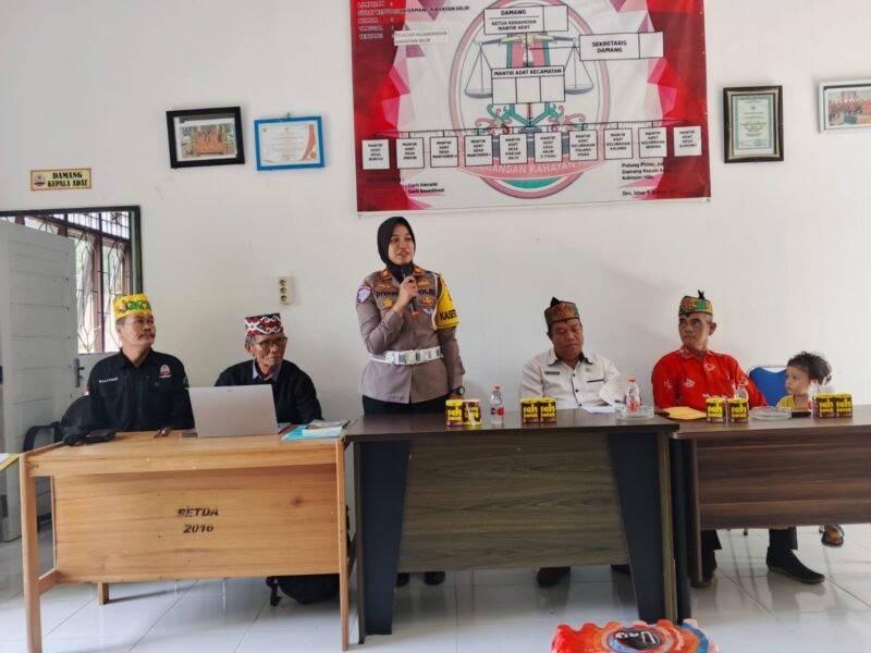 Sinergi Budaya dan Hukum: Satlantas Polres Pulang Pisau Gelar Dialog Interaktif Bersama DAD Tingkatkan Kesadaran Tertib Lintas
