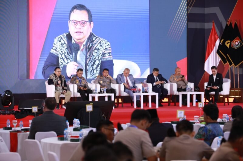 TargetNews.ID/Foto/Pusat Studi Cyber STIK Lemdiklat Polri menegaskan komitmennya untuk memperkuat kapasitas kepolisian dalam menghadapi perkembangan kejahatan siber yang terus meningkat. Kepala Pusat Studi Cyber STIK Lemdiklat Polri, Prof. Yudho Giri Sucahyo, S.Kom., Ph.D