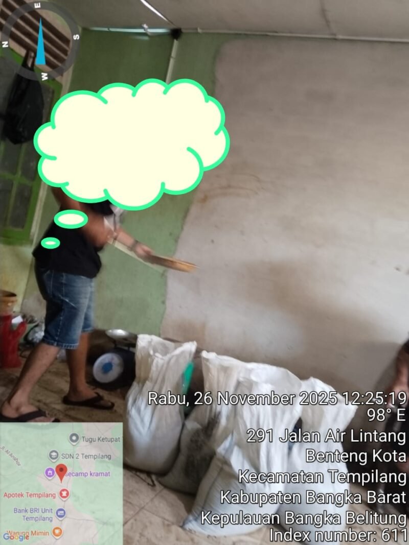 TargetNews.ID/Foto/Kolektor pasir timah bernama Herpan, yang berlokasi di Desa Tempilang, Kabupaten Bangka Barat, menjadi sorotan tajam dimata publik, diduga Herpan menjalani aktivitasnya sebagai kolektor tanpa memiliki izin yang sah,