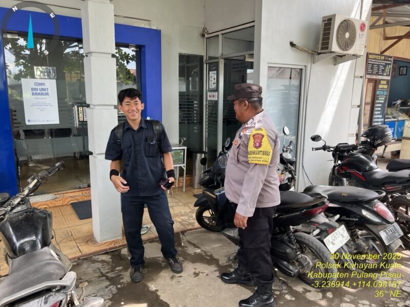 Personel Polsek Kahayan Kuala menyampaikan pesan Kamtibmas, dan Himbauan kamtibmas