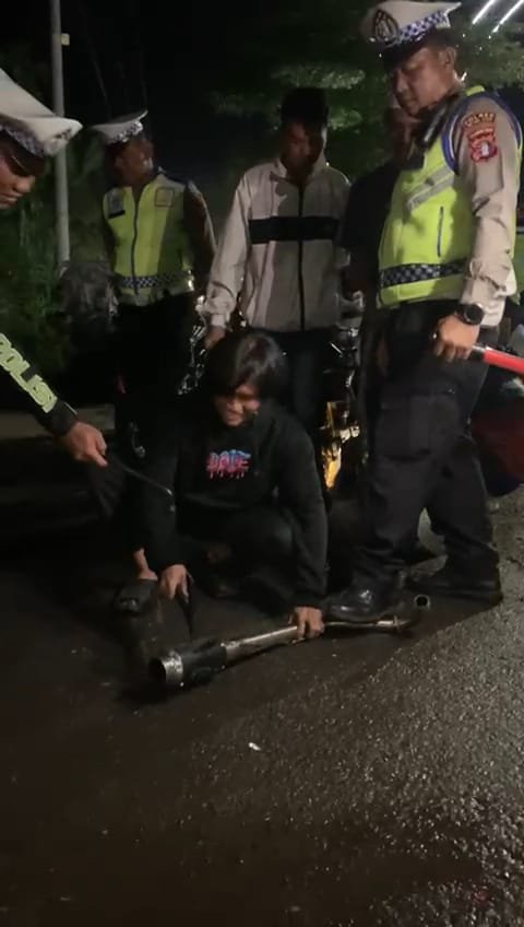 Patroli Malam Minggu, Satlantas Polres Pulang Pisau Sikat Balap Liar: Motor Knalpot Brong Langsung Diamankan