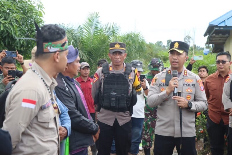 Aksi Damai Fordayak di PT MKM Berlangsung Kondusif, Kapolres Turun Langsung Pimpin Pengamanan