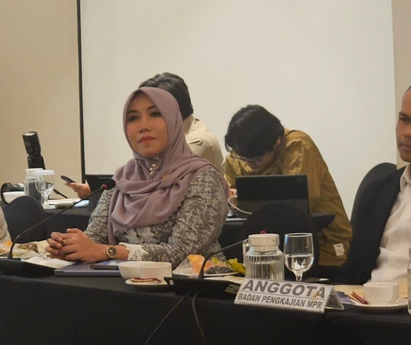 Senator Cantik Jawa Timur, Lia Istifhama (TargetNews.ID Istimewah)