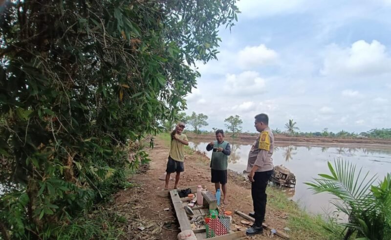 Bhabinkamtibmas Food Estate Melaksanakan Cek Sawah untuk Pengawasan Keamanan dan Ketahanan Pangan