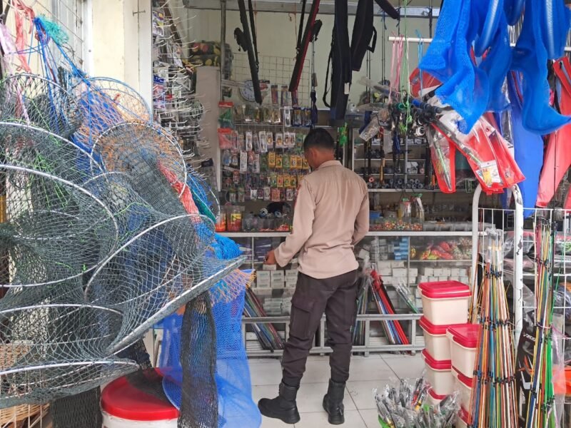 Satbinmas Polres Pulang Pisau sambangi dan dialogis dengan pedagang