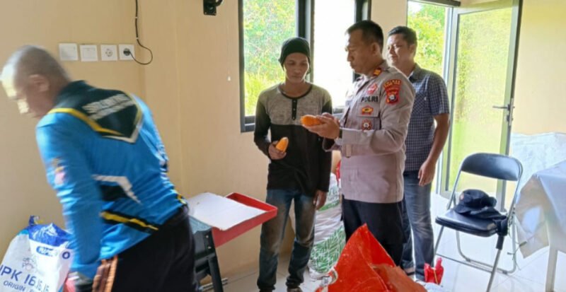 Polsek Kahayan Hilir Sediakan Mesin Pemipil, Permudah Petani Tangani Hasil Panen Jagung