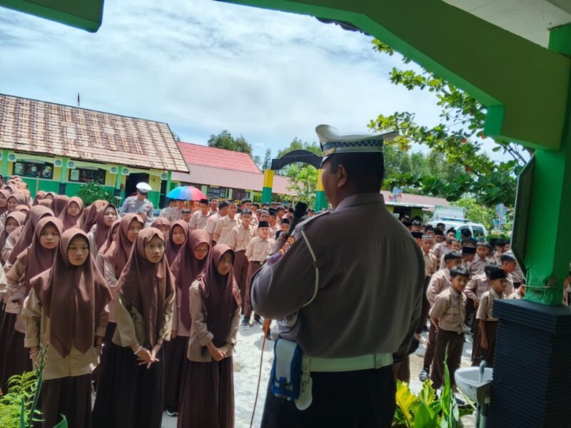 Polres Pulang Pisau Bentuk Karakter Tertib Lalu Lintas Generasi Muda Lewat Edukasi di Sekolah