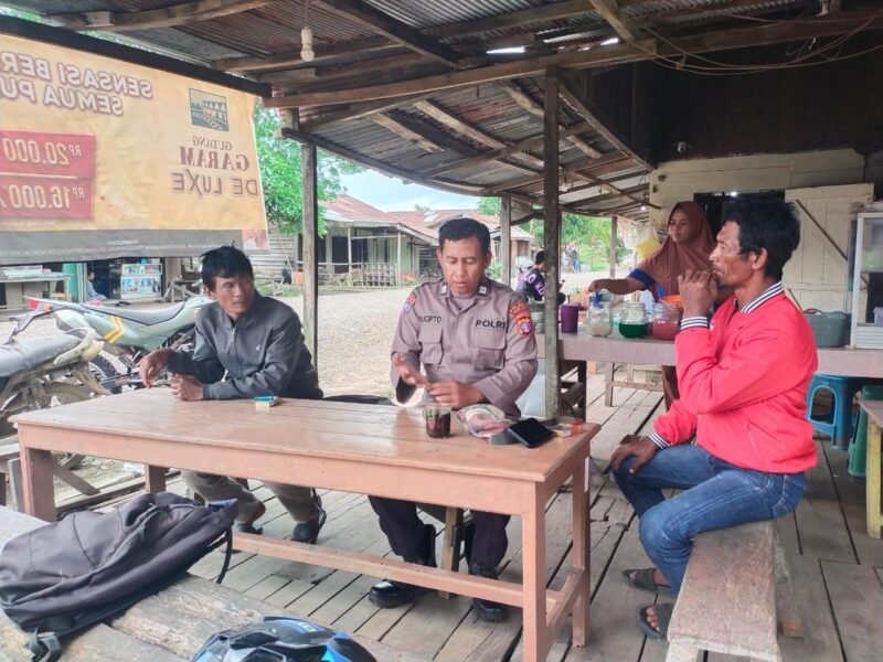 Polsek Sebangau Kuala sambang dan Lakukan Sosialisasi dan imbauan Kepada Masyarakat